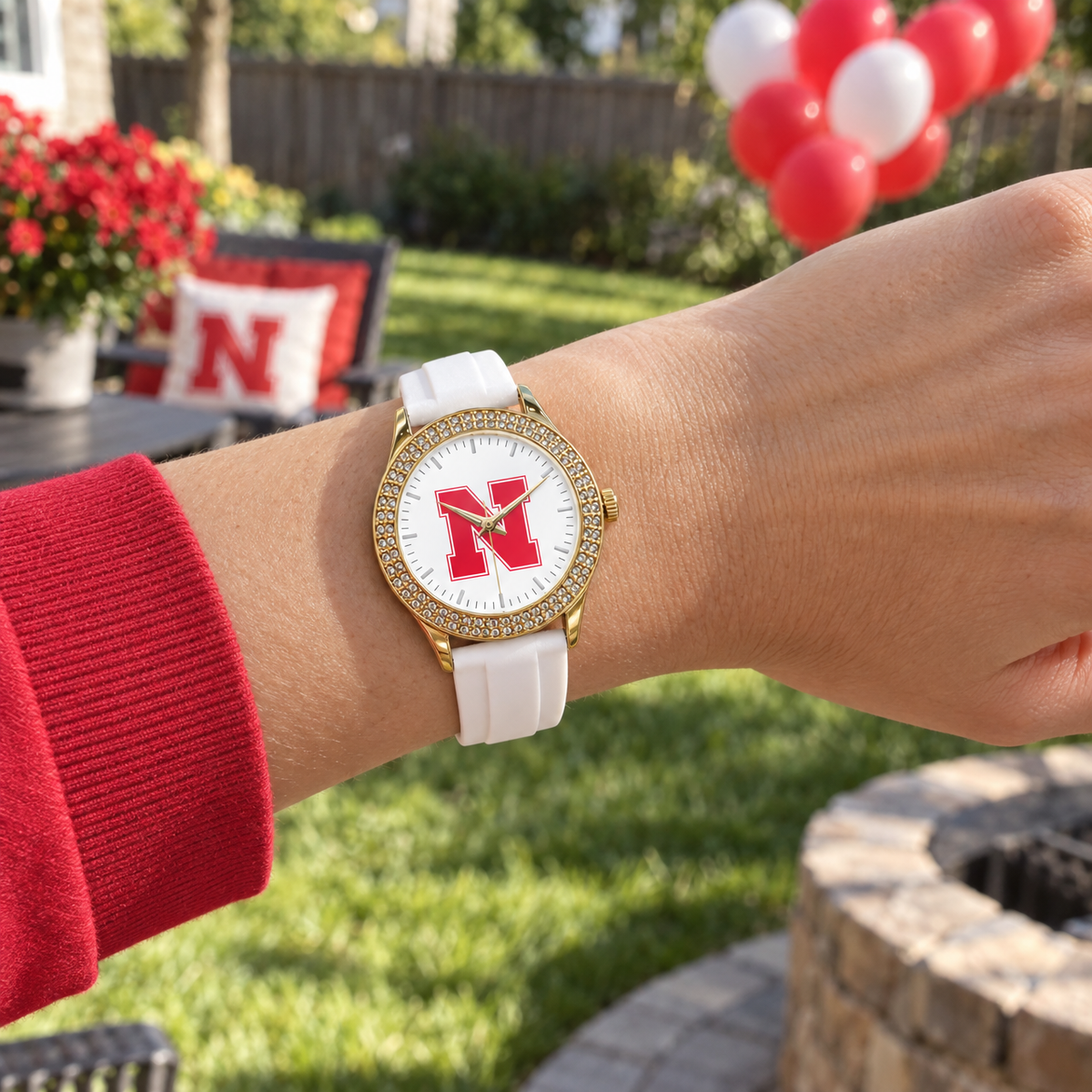 Balloons, paused and back - Nebraska Cornhuskers watch