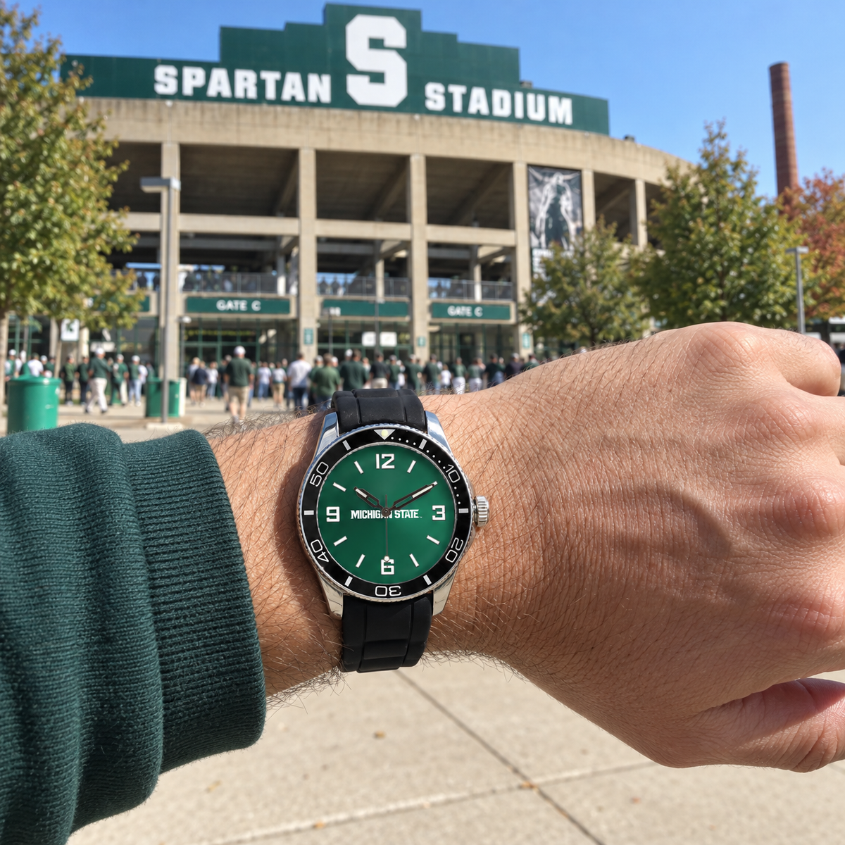 The grass between Breslin and the stadium - Michigan State Spartans watch