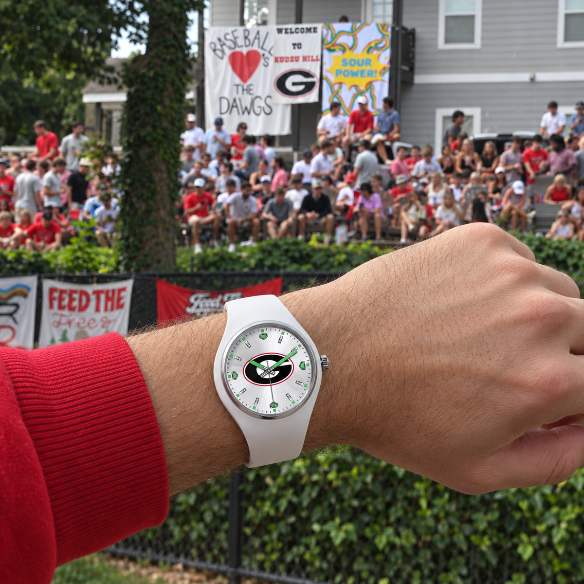 The free seats are the loud ones - Georgia Bulldogs watch