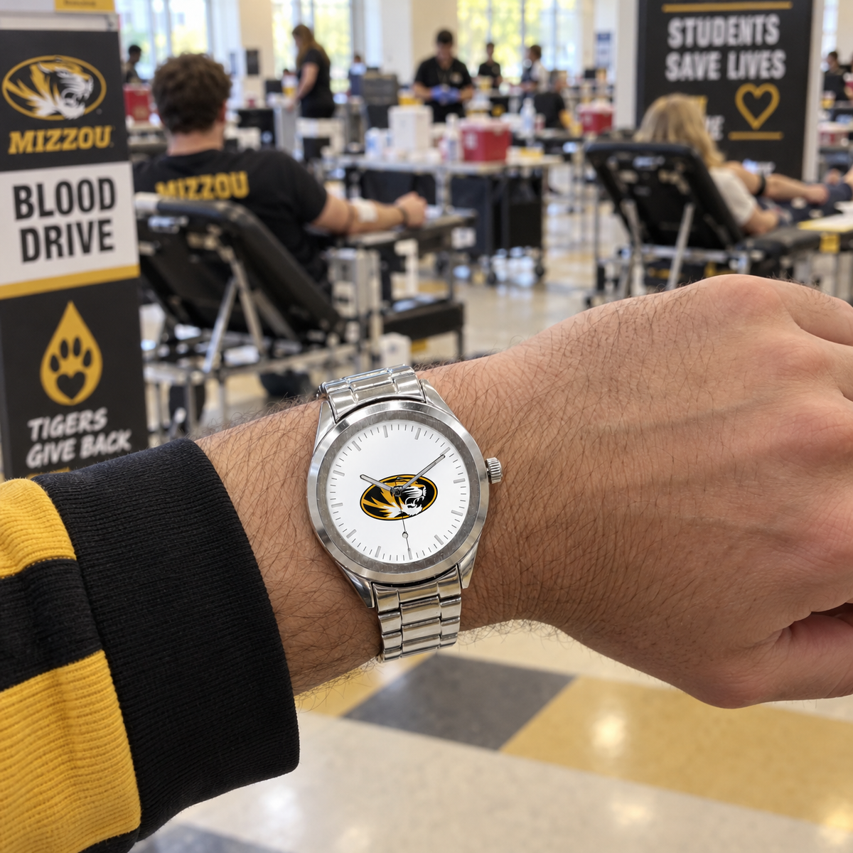 Giving blood, setting records - Missouri Tigers watch